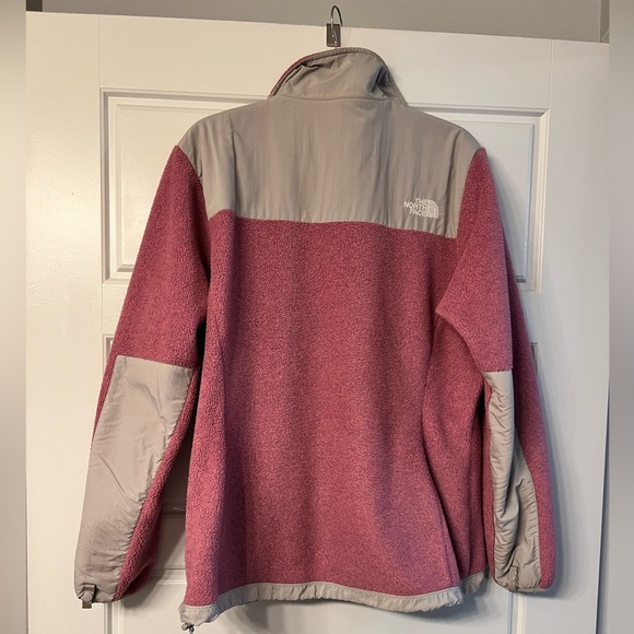Pink-Grey North face Jacket - Picture 2 of 3